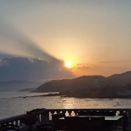 Amanecer En O Mar, Casa En Baiona Con Piscina * As Marinas