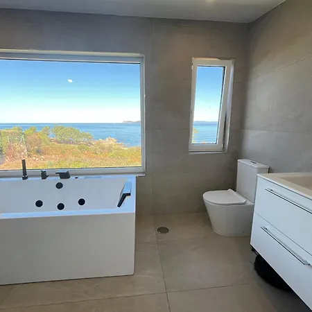別荘 Amanecer En O Mar, Casa En Baiona Con Piscina *