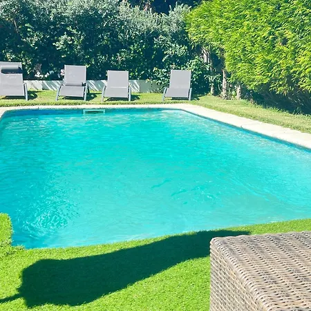 別荘 Amanecer En O Mar, Casa En Baiona Con Piscina *