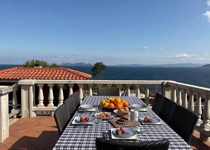 Hébergement de vacances Amanecer En O Mar, Casa En Baiona Con Piscina As Marinas