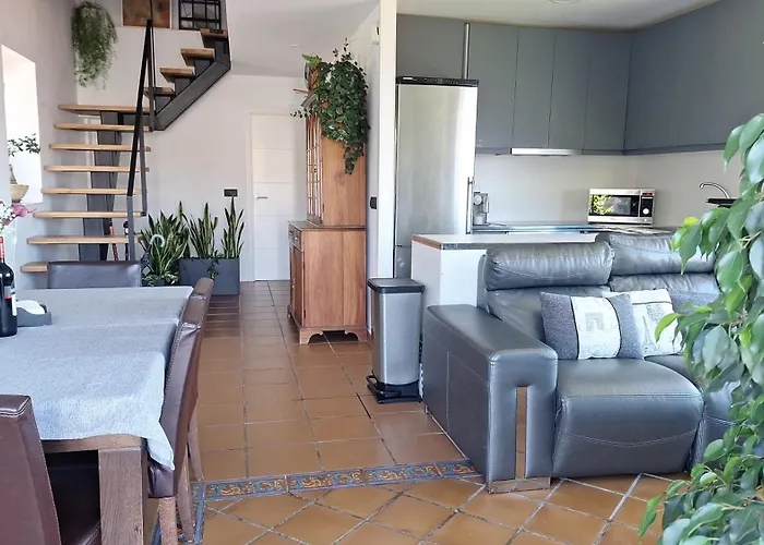 Amanecer En O Mar, Casa En Baiona Con Piscina Hébergement de vacances