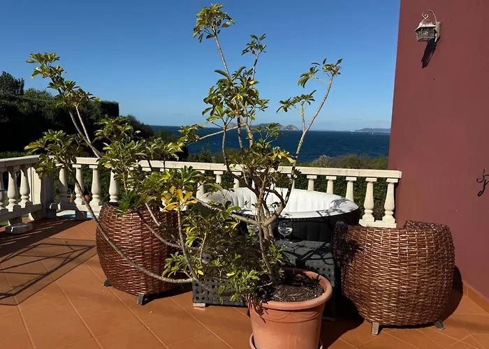 Amanecer En O Mar, Casa En Baiona Con Piscina Hébergement de vacances As Marinas