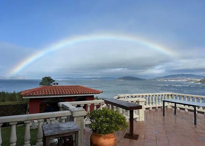 Amanecer En O Mar, Casa En Baiona Con Piscina Hébergement de vacances