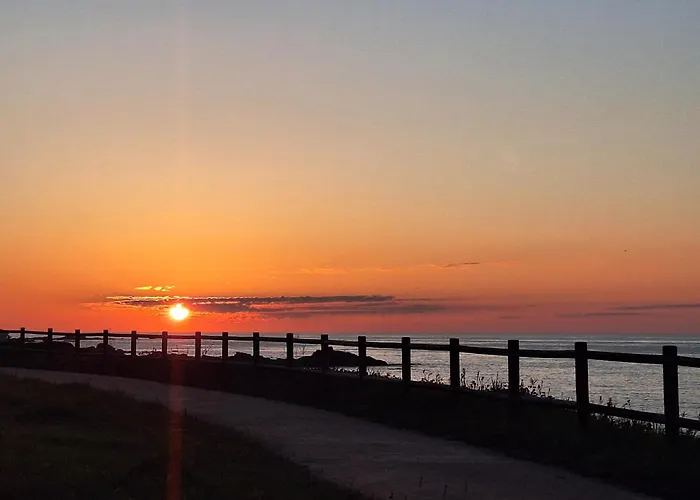 Amanecer En O Mar, Casa En Baiona Con Piscina Hébergement de vacances As Marinas